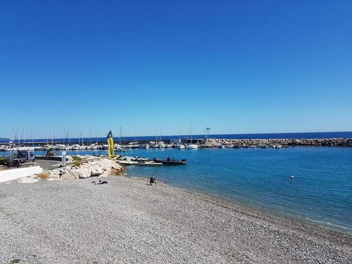 Апартаменты Dream French Riviera - Fame Marina Baie Des Anges Вильнёв-Лубе Экстерьер фото