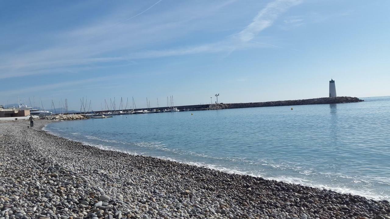 Апартаменты Dream French Riviera - Fame Marina Baie Des Anges Вильнёв-Лубе Экстерьер фото