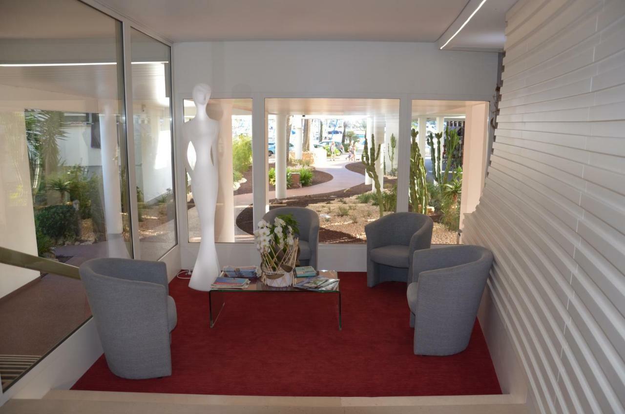Апартаменты Dream French Riviera - Fame Marina Baie Des Anges Вильнёв-Лубе Экстерьер фото